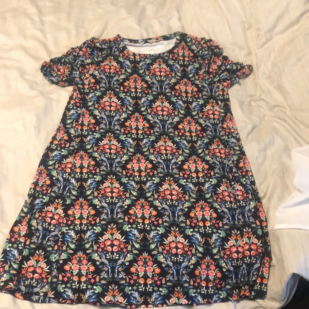 LOFT floral shift dress - Size L